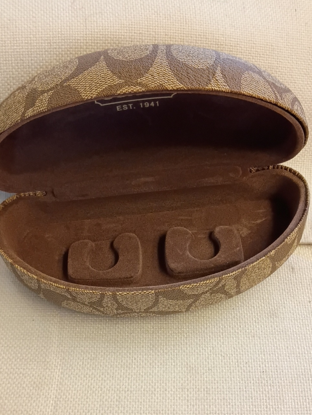 COACH Patterned Neutral Hard Sunglasses Case, EUC - Picture 4 of 5